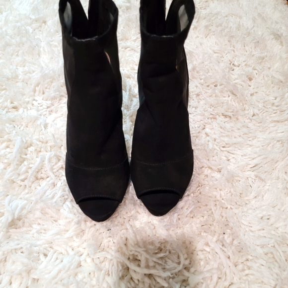 Aldo plataform heeled ankle boots size 7.5 color black - Picture 2 of 8